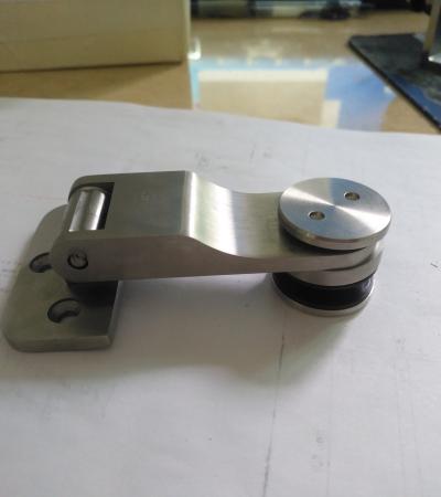 Glass clamp